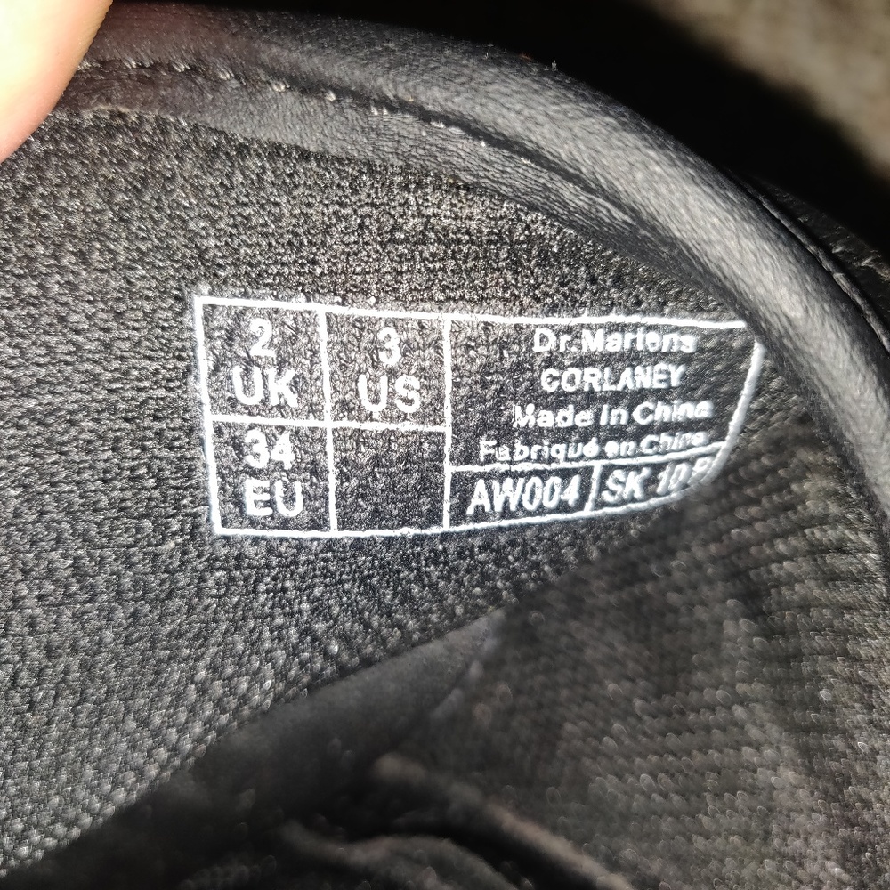 Dr. Martens Boys Size 3